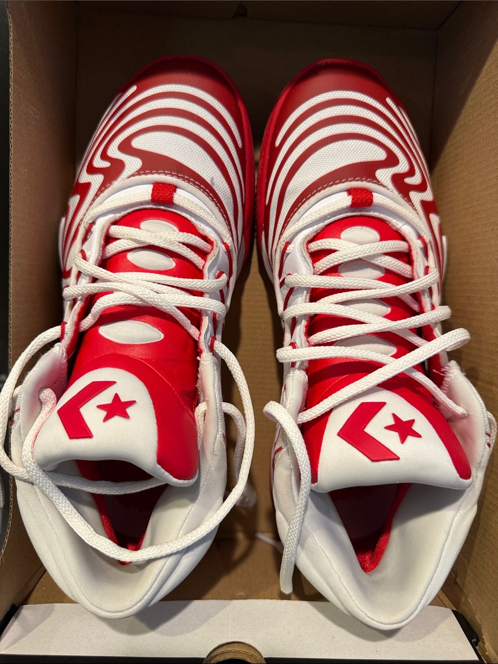 Converse Mens Red and White Swirl Lace-Up Sneakers